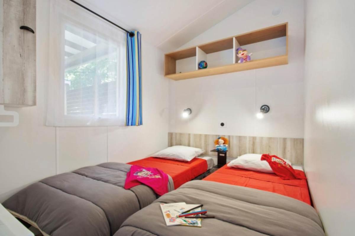 Camping Le Parc De Paris Villevaudé 객실 사진